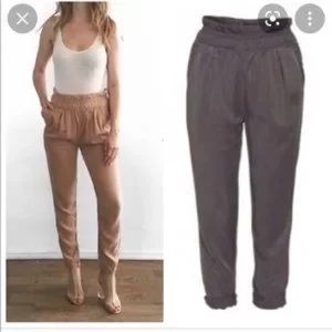 SOLD Aritzia Wilfred Casbah Olive green dress pant